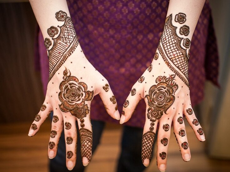 Best Designer Mehandi Artist in Bikaner