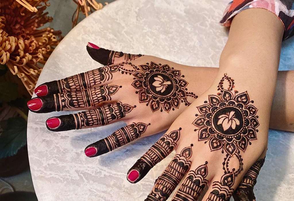 Intricate-Mandala-Mehndi-Pattern