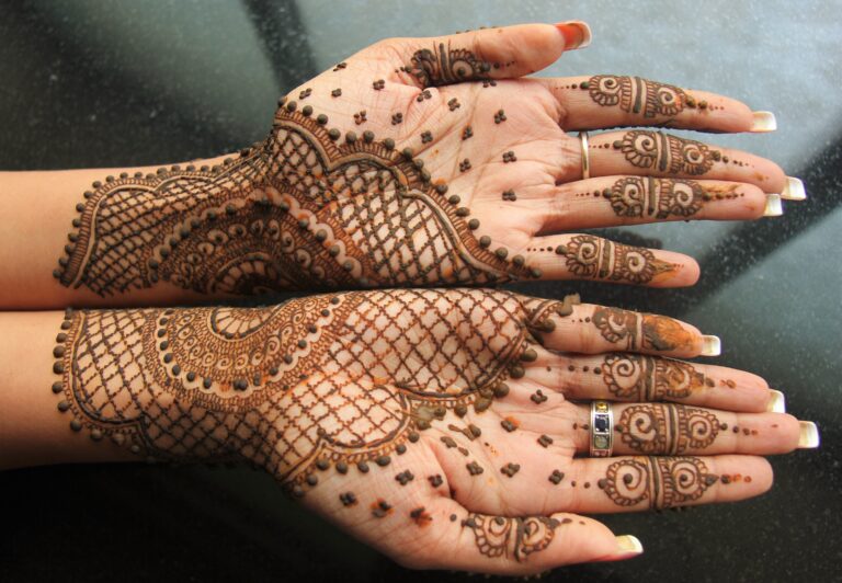 Traditional Mehndi Designs in Bikaner